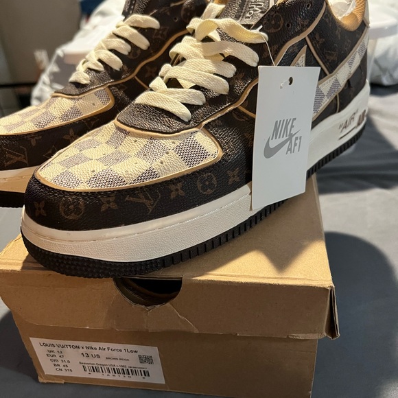 Custom shoes with Nike AF1 X LV - Picture 1 of 3